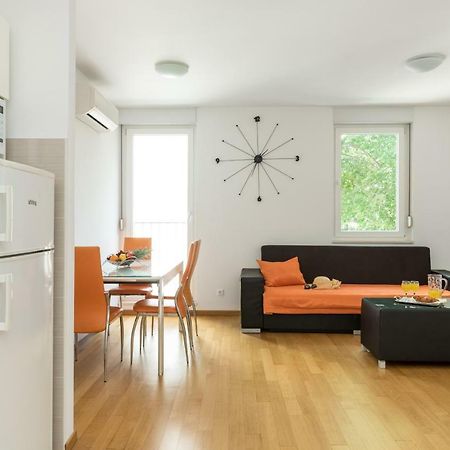 Apartment Marcela With Private Parking 斯普利特 外观 照片