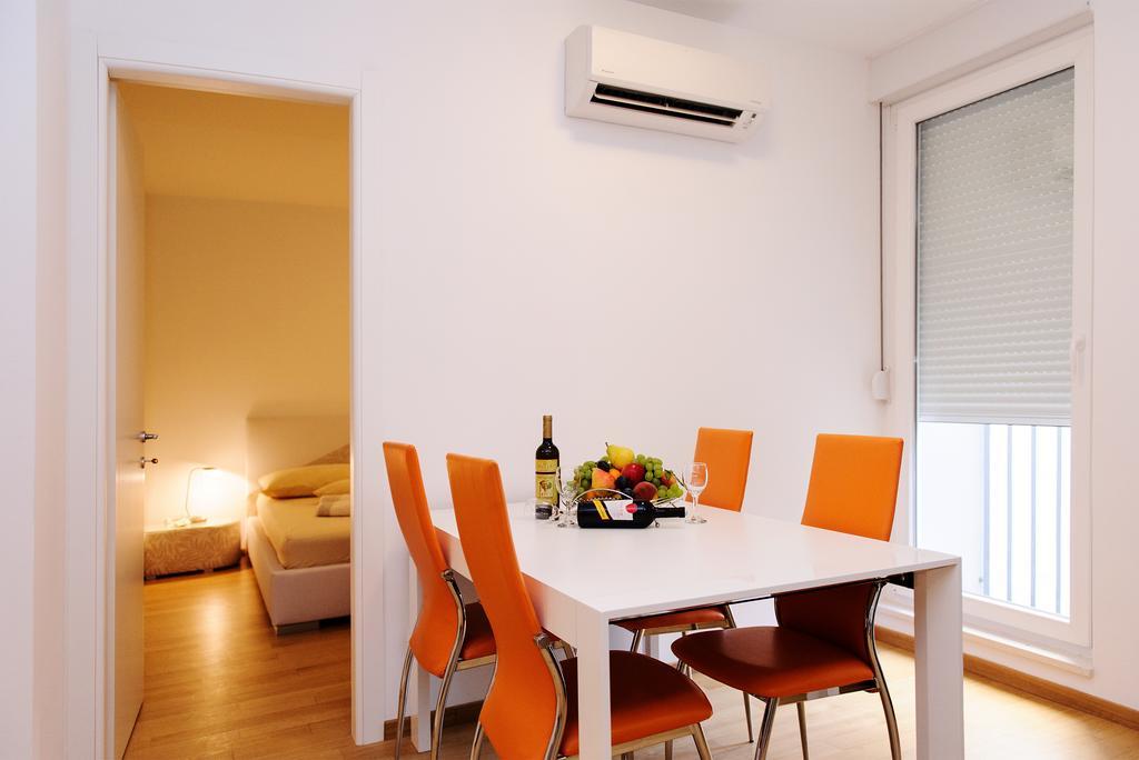 Apartment Marcela With Private Parking 斯普利特 客房 照片